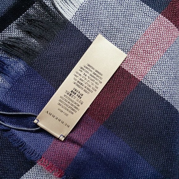 BURBERRY Plaid Check Wool Cashmere Scarf Navy - Picture 5 of 6